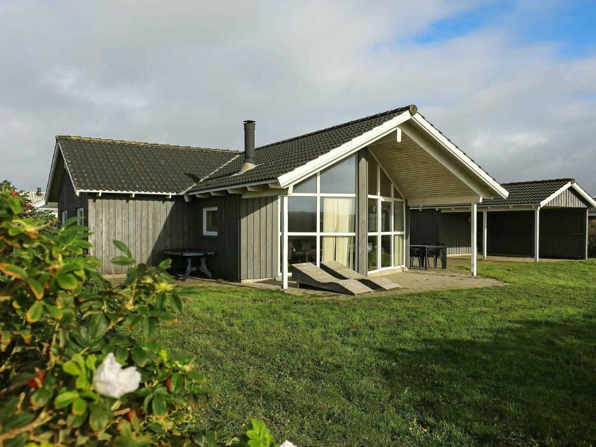 6 Person Holiday Home In Harbo Re Harboør Exterior foto